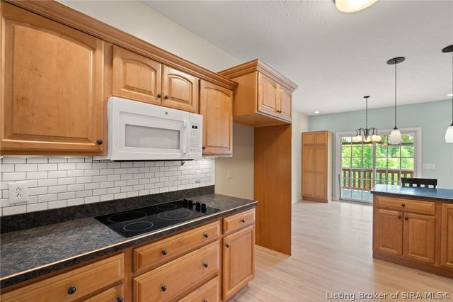 5869 W Luther Road, Floyds Knobs, IN 47119