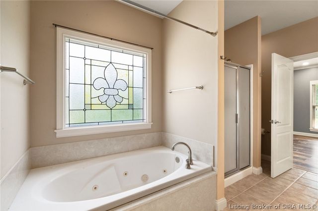 5869 W Luther Road, Floyds Knobs, IN 47119