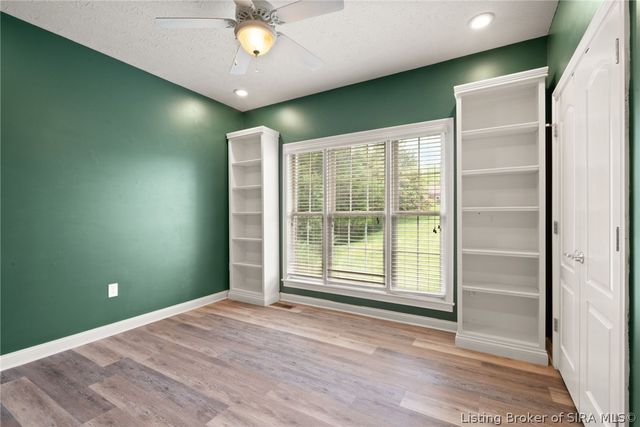 5869 W Luther Road, Floyds Knobs, IN 47119