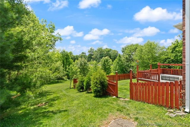 5869 W Luther Road, Floyds Knobs, IN 47119