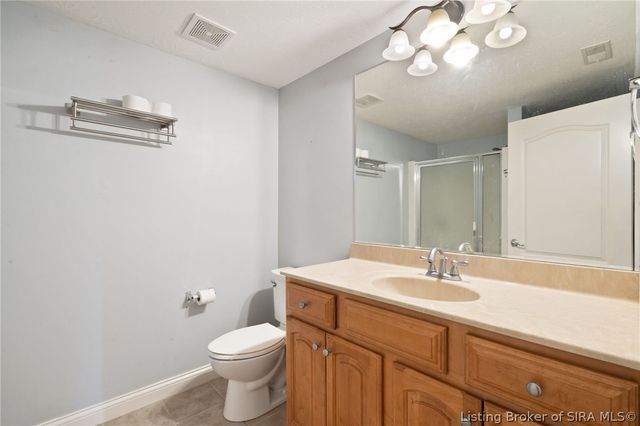 5869 W Luther Road, Floyds Knobs, IN 47119