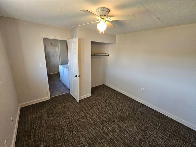 1327 Pacific Ave, Monaca, PA 15061