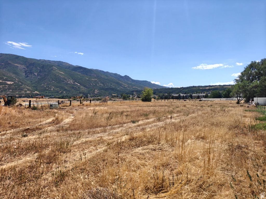 2063 E SOUTH WEBER DR, South Weber, UT 84405 — photo 4