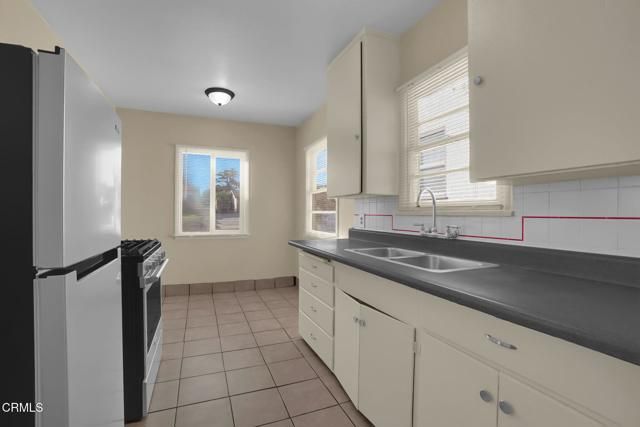 438 S Fremont Avenue A, Alhambra, CA 91801