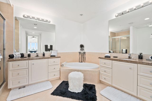 14 Harbour Isle Drive W Ph01, Fort Pierce, FL 34949