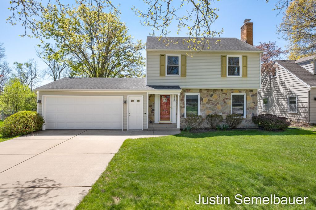2248 Elliott Street Se, City Of Grand Rapids, MI 49506