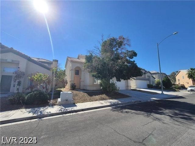 7817 Falconwing Avenue, Las Vegas, NV 89131