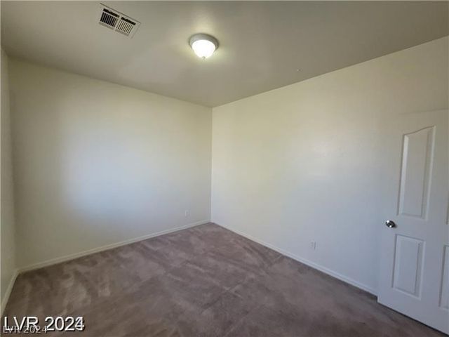 7817 Falconwing Avenue, Las Vegas, NV 89131