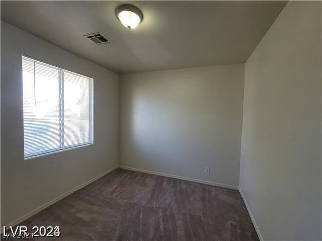 7817 Falconwing Avenue, Las Vegas, NV 89131