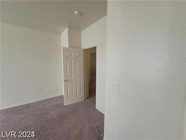 7817 Falconwing Avenue, Las Vegas, NV 89131