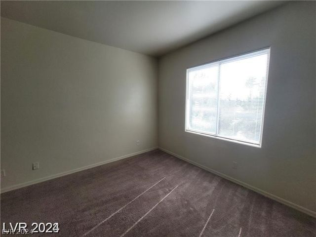 7817 Falconwing Avenue, Las Vegas, NV 89131