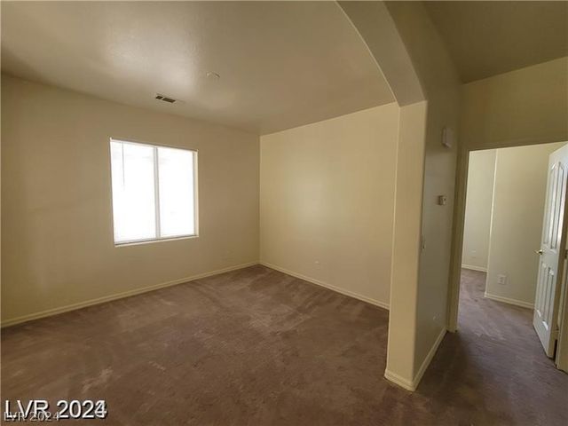 7817 Falconwing Avenue, Las Vegas, NV 89131