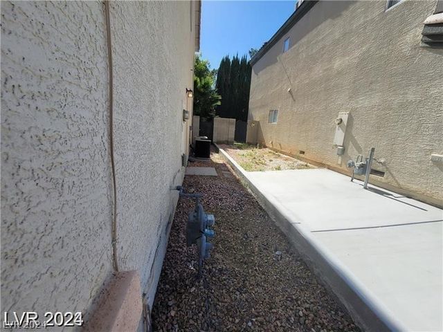 7817 Falconwing Avenue, Las Vegas, NV 89131
