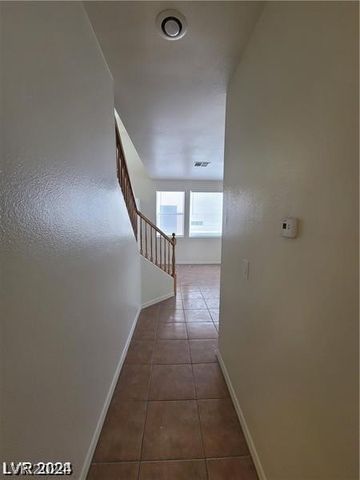 7817 Falconwing Avenue, Las Vegas, NV 89131
