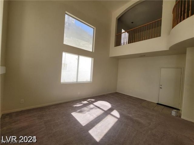 7817 Falconwing Avenue, Las Vegas, NV 89131