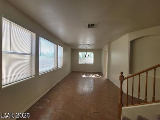 7817 Falconwing Avenue, Las Vegas, NV 89131