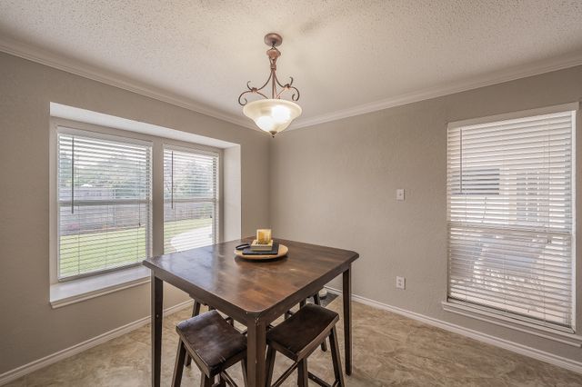 2720 Cedar Springs Court, Bedford, TX 76021