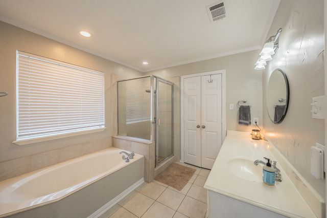 2720 Cedar Springs Court, Bedford, TX 76021