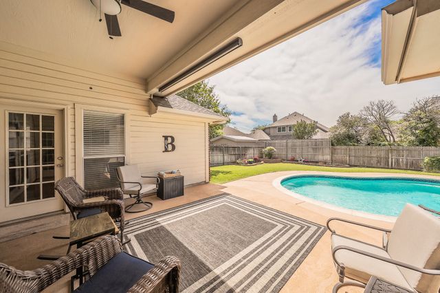 2720 Cedar Springs Court, Bedford, TX 76021