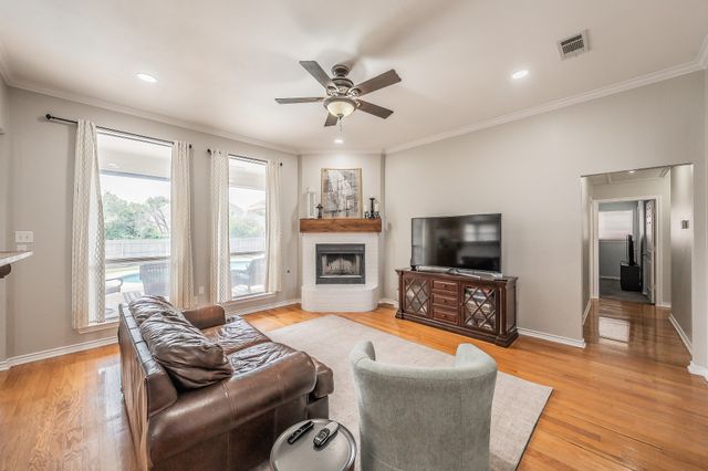 2720 Cedar Springs Court, Bedford, TX 76021