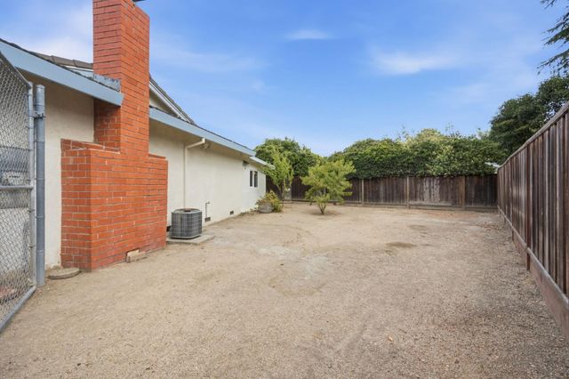 573 Chickasaw Court, San Jose, CA 95123
