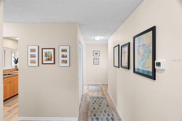 377 MOORINGS COVE DRIVE 9H, Tarpon Springs, FL 34689