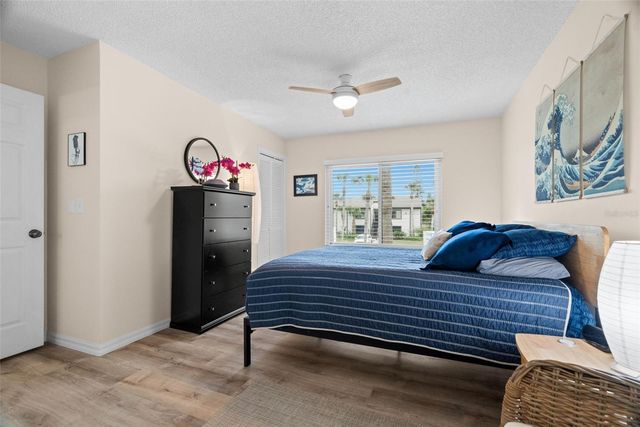 377 MOORINGS COVE DRIVE 9H, Tarpon Springs, FL 34689