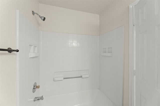 5941 Noel Lane, Katy, TX 77493