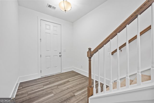 1520 Parks Edge Lane NW, Atlanta, GA 30318