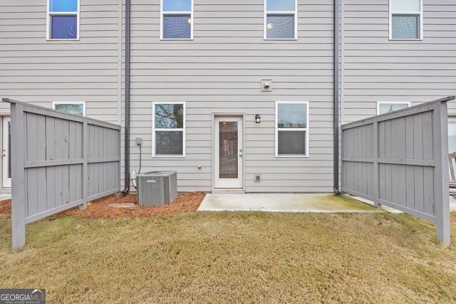 1520 Parks Edge Lane NW, Atlanta, GA 30318