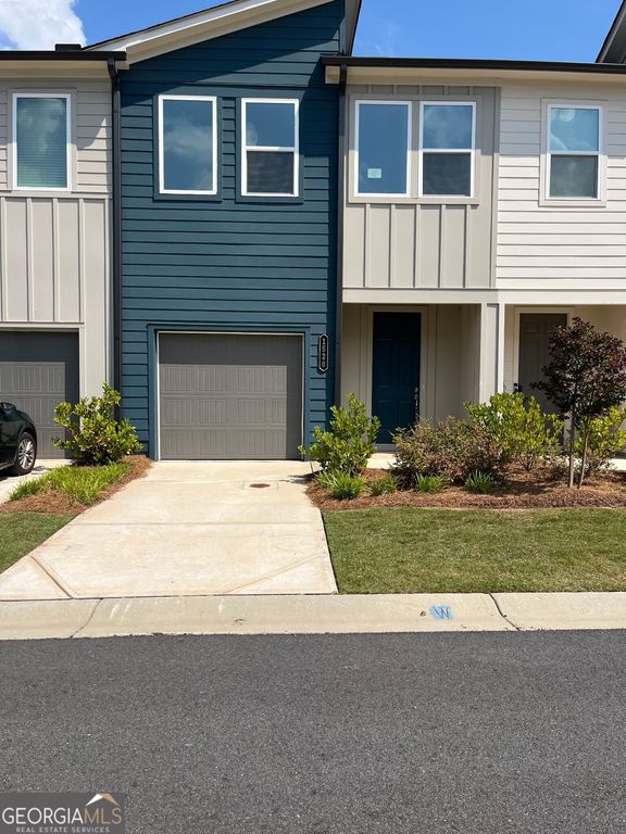 1520 Parks Edge Lane NW, Atlanta, GA 30318