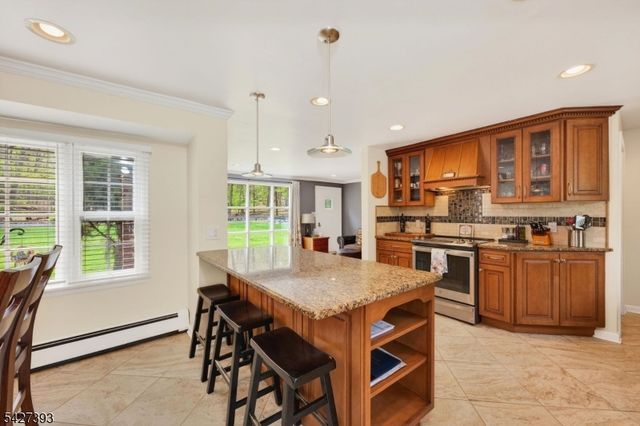 2217 Brookside Dr, Bridgewater Twp., NJ 08836