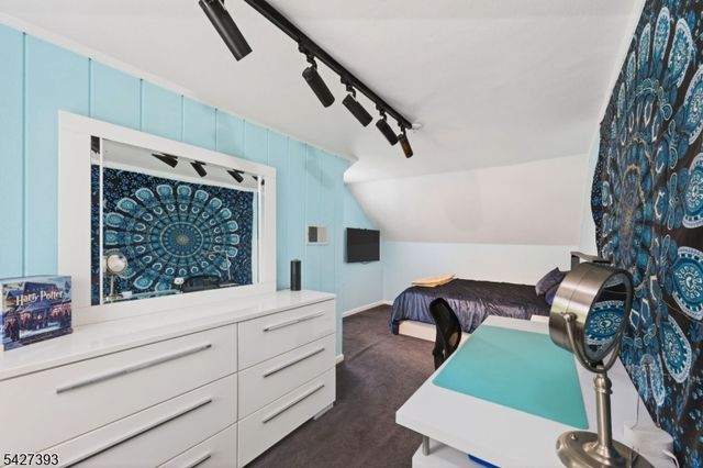 2217 Brookside Dr, Bridgewater Twp., NJ 08836