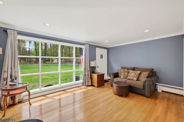 2217 Brookside Dr, Bridgewater Twp., NJ 08836