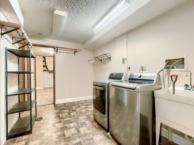 15818 E 8th Circle, Aurora, CO 80011