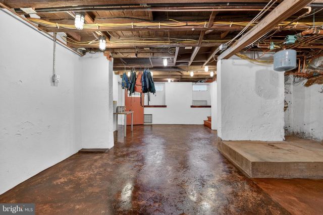 244 E OLD PHILADELPHIA PIKE, Douglassville, PA 19518