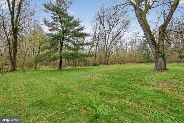 244 E OLD PHILADELPHIA PIKE, Douglassville, PA 19518