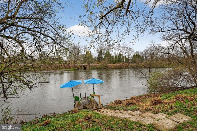 244 E OLD PHILADELPHIA PIKE, Douglassville, PA 19518