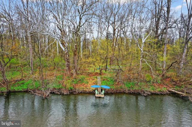 244 E OLD PHILADELPHIA PIKE, Douglassville, PA 19518