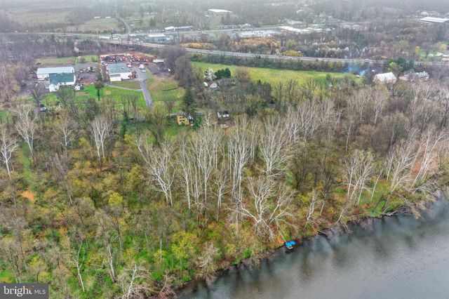 244 E OLD PHILADELPHIA PIKE, Douglassville, PA 19518