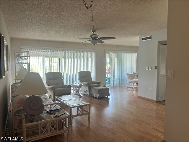 5479 Peppertree DR E13, Fort Myers, FL 33908