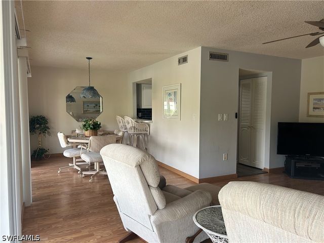 5479 Peppertree DR E13, Fort Myers, FL 33908