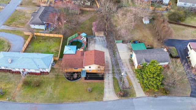 108 Connie Dr, Hendersonville, TN 37075