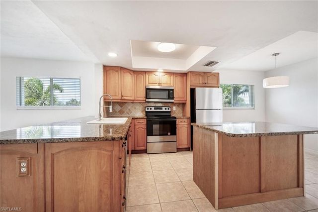240 Pebble Beach BLVD # 712, Naples, FL 34113