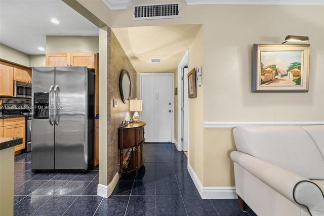 200 Diplomat Pkwy 732, Hallandale Beach, FL 33009