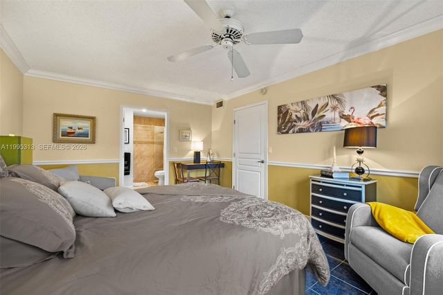 200 Diplomat Pkwy 732, Hallandale Beach, FL 33009