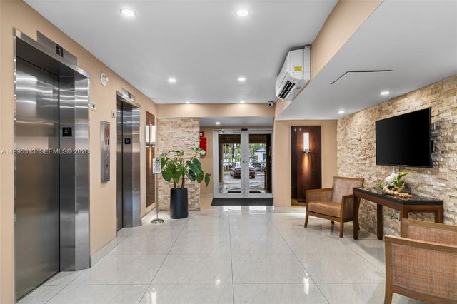 200 Diplomat Pkwy 732, Hallandale Beach, FL 33009