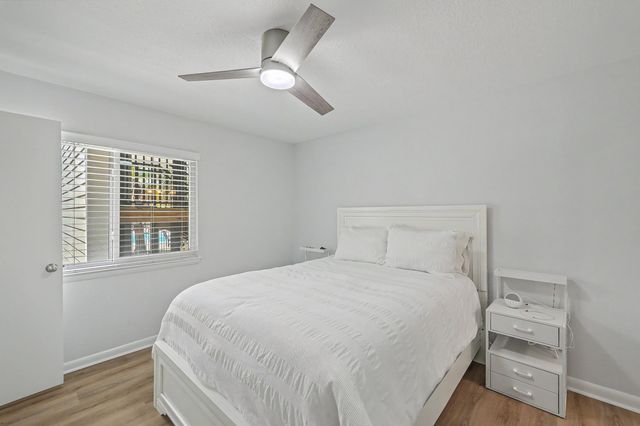 271 Alexandra Drive 6, Mount Pleasant, SC 29464