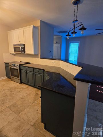 18813 Coachmans Trace, Cornelius, NC 28031