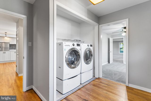 2527 VETERANS DR, Wilmington, DE 19810
